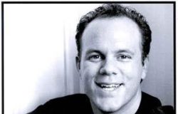 Q&A with Tom Papa: Mybergen.com recently interviewed one of Bergen County’s favorite homegrown sons...NBC's The "Marriage Ref" himself....Mr. Tom Papa. Tom discussed his Bergen County roots, his rise to A-list comedy stardom, and his sister Jennifer’s local non-profit work with City Green.